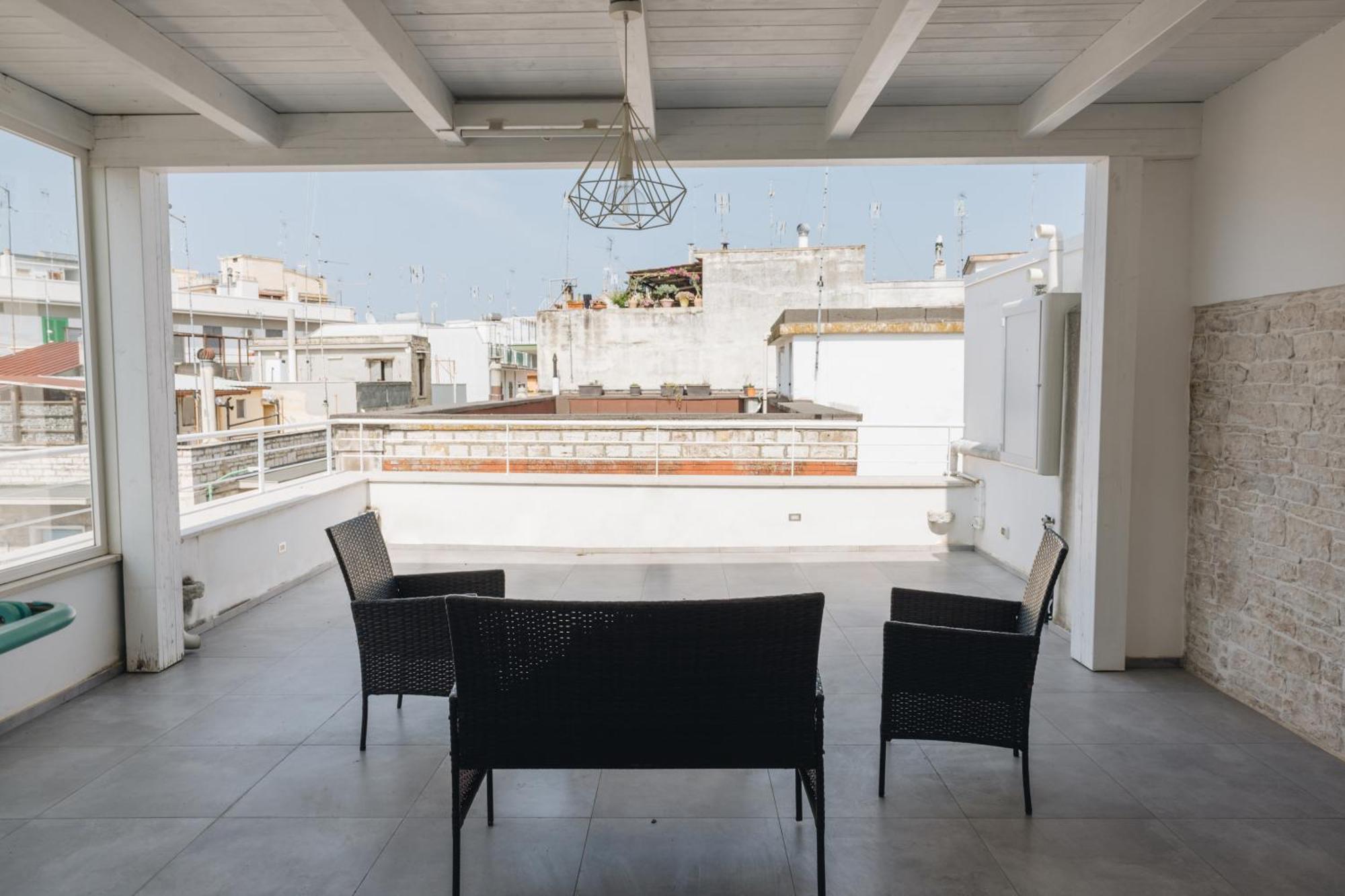 Santi Medici - Appartamento Centrale Con Terrazza Terlizzi Extérieur photo